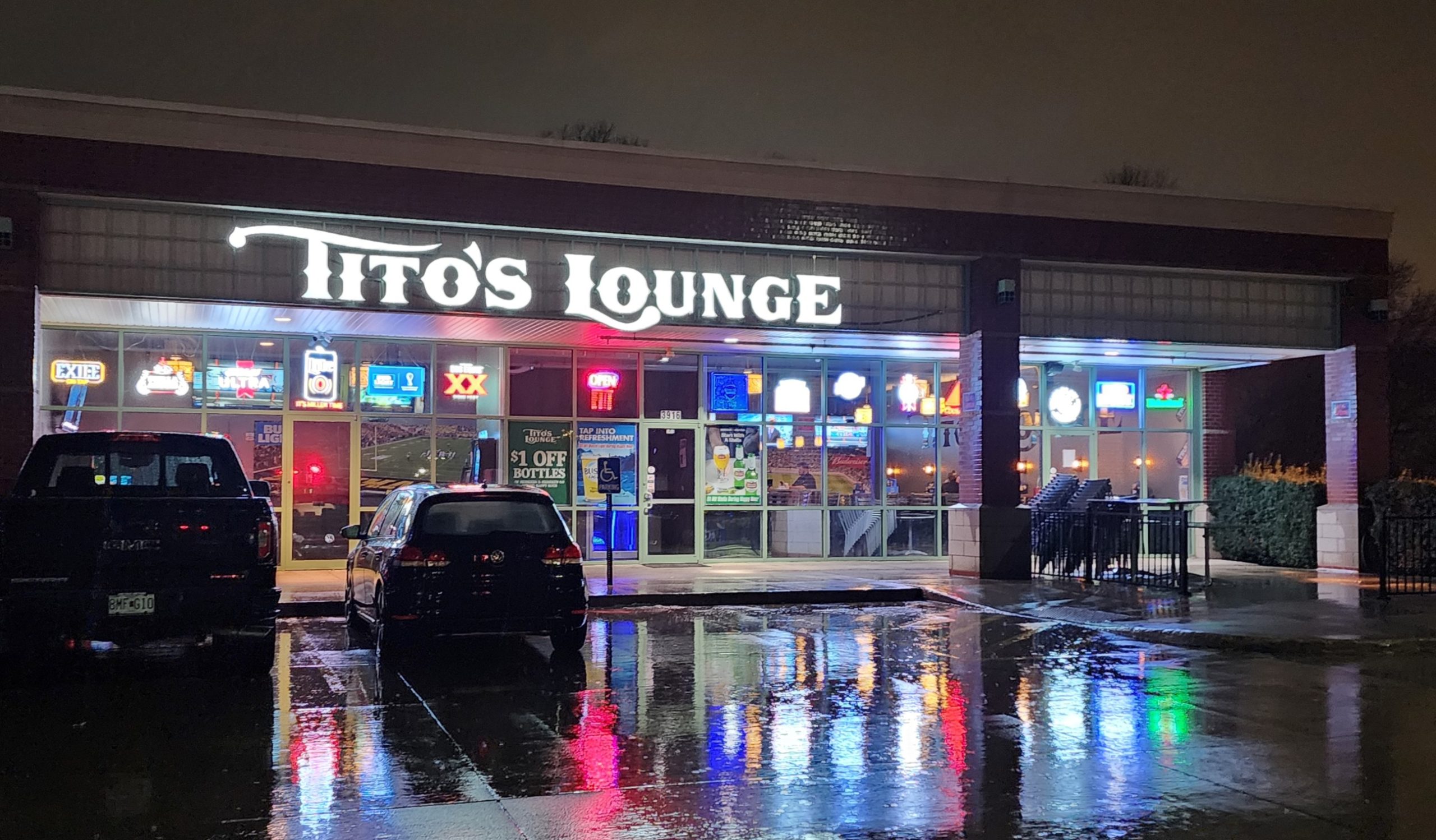 Tito’s Lounge (Clive, IA) Review