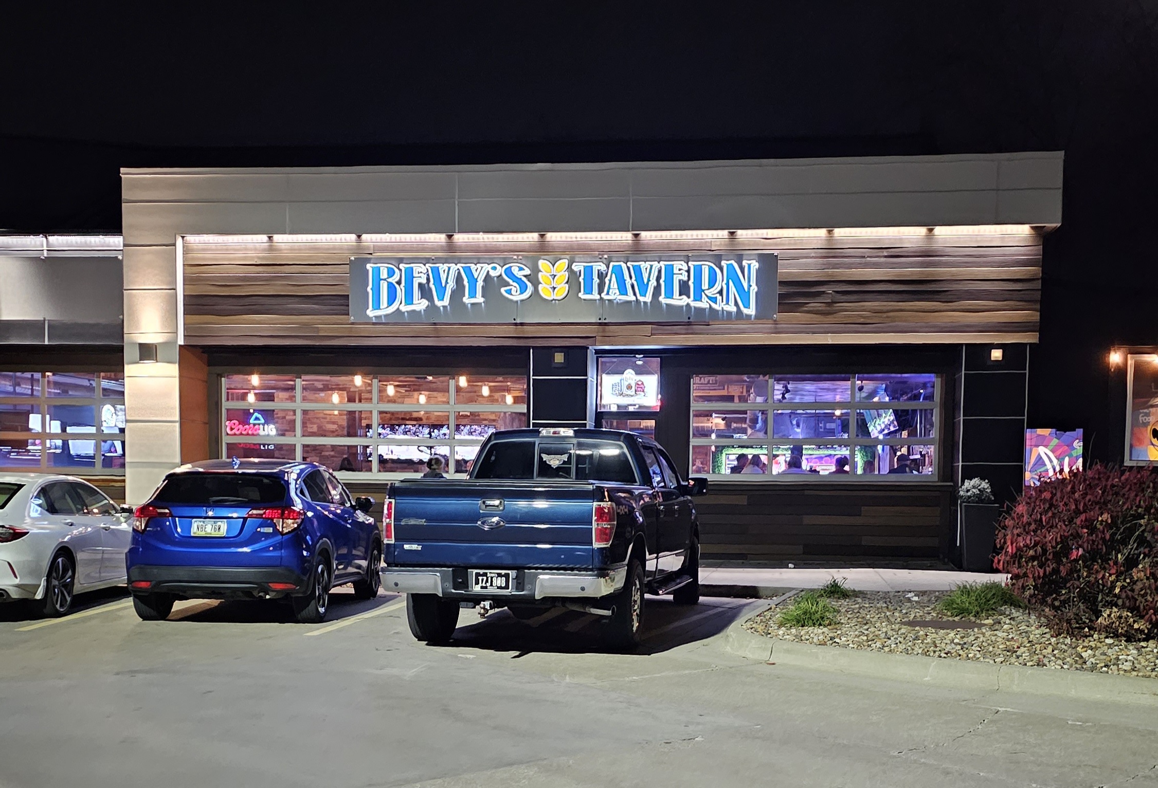 Bevy’s Tavern (West Des Moines, IA) Review