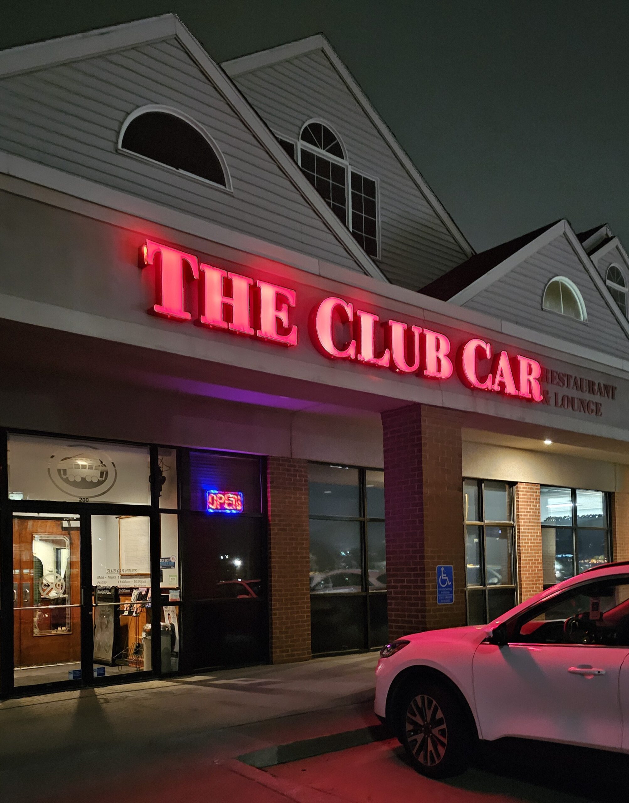 The Club Car (Clive, IA) Review